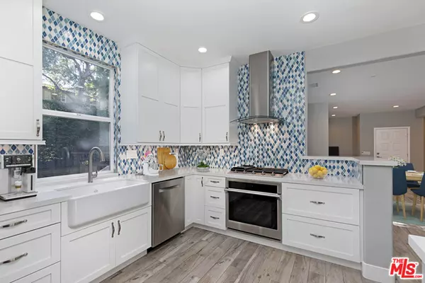 60 WINDCHIME, Irvine, CA 92603