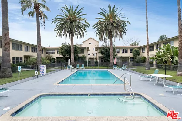 5325 CAHUENGA #C, North Hollywood, CA 91601