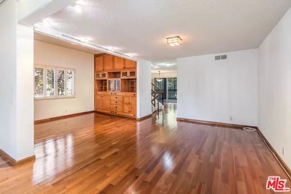 Culver City, CA 90230,5003 RAINBOWS END
