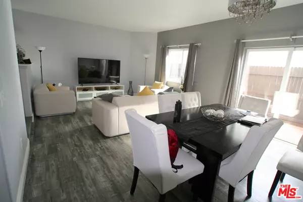 Sylmar, CA 91342,13510 SHADY PALMS LN