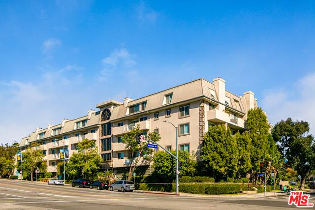 Los Angeles, CA 90049,390 S SEPULVEDA #311