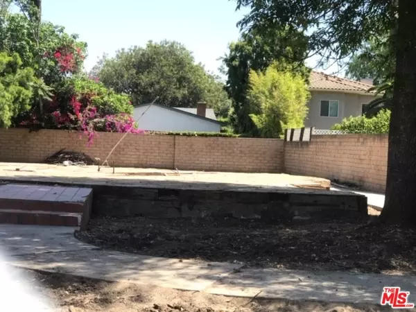 Encino, CA 91436,4952 HASKELL AVE