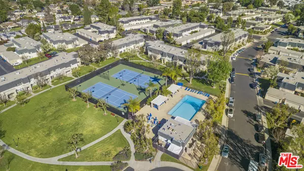 6500 TAMPA AVE #4, Reseda, CA 91335