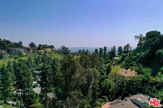 Beverly Hills, CA 90210,1242 LAGO VISTA DR