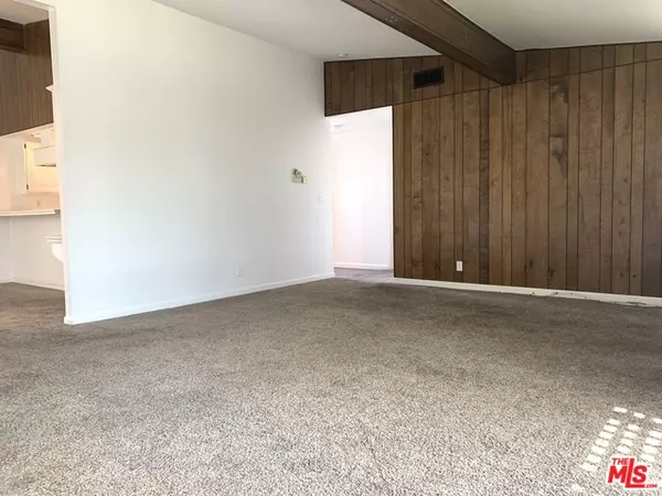 Fountain Valley, CA 92708,9436 LA COLONIA AVE