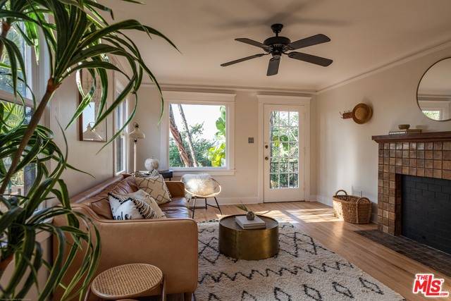 654 Parkman AVE, Los Angeles, CA 90026