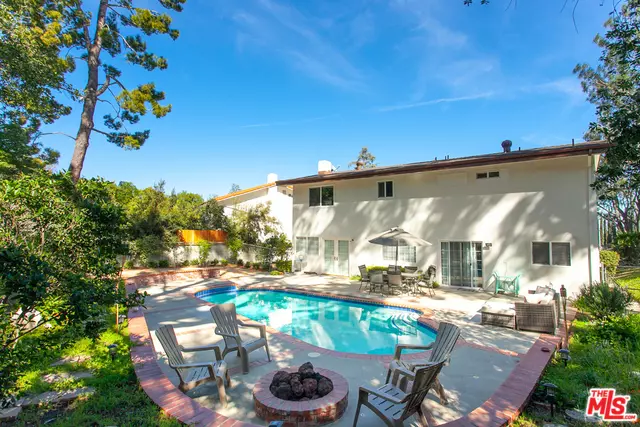 West Hills, CA 91307,6201 PAT AVE