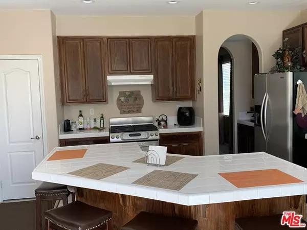 Hesperia, CA 92344,14247 DESERT ROSE ST