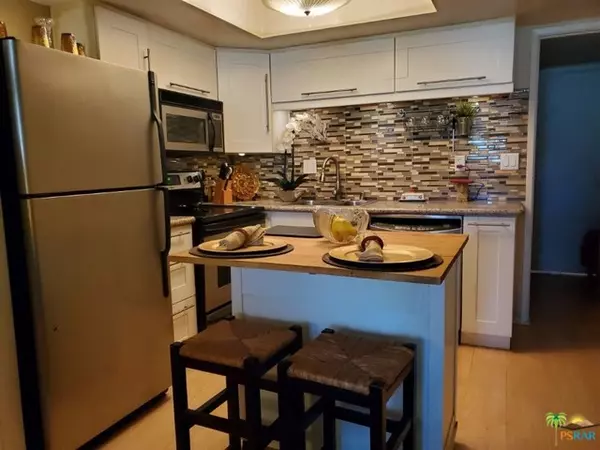 Desert Hot Springs, CA 92240,64275 SPYGLASS AVE #45