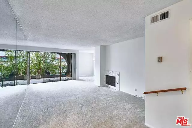 5340 YARMOUTH AVE #205, Encino, CA 91316