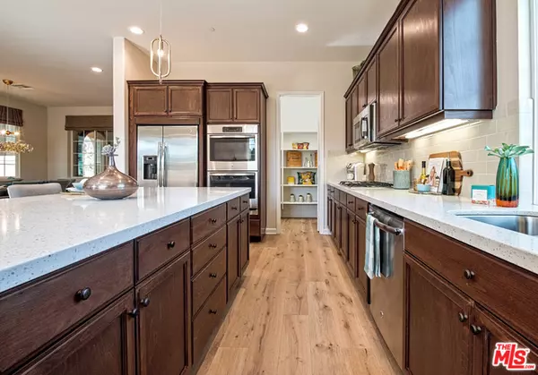 Oxnard, CA 93036,1521 Thorpe Trail #48