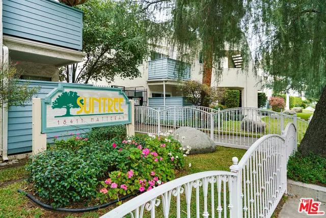 18411 HATTERAS ST #140, Tarzana, CA 91356