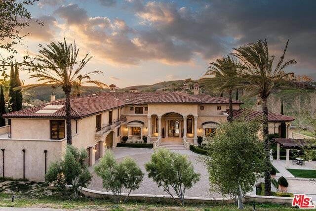 Westlake Village, CA 91362,1233 WOODLAND GROVE CT