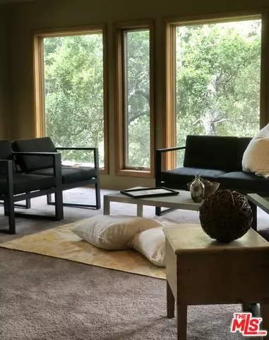 Topanga, CA 90290,20440 CALLON DR