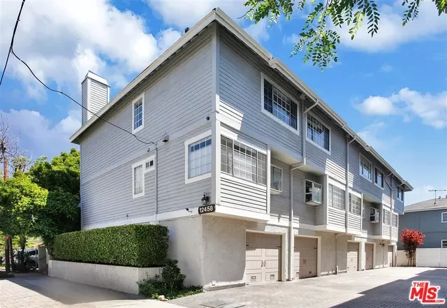 12458 WEDDINGTON ST #3, Valley Village, CA 91607