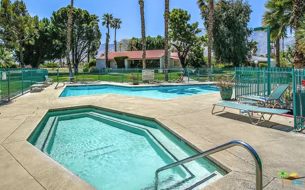 2522 N WHITEWATER CLUB DR #D, Palm Springs, CA 92262