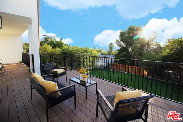 Tujunga, CA 91042,10547 SAMOA AVE