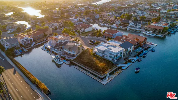 Oxnard, CA 93035,4016 NICE CT