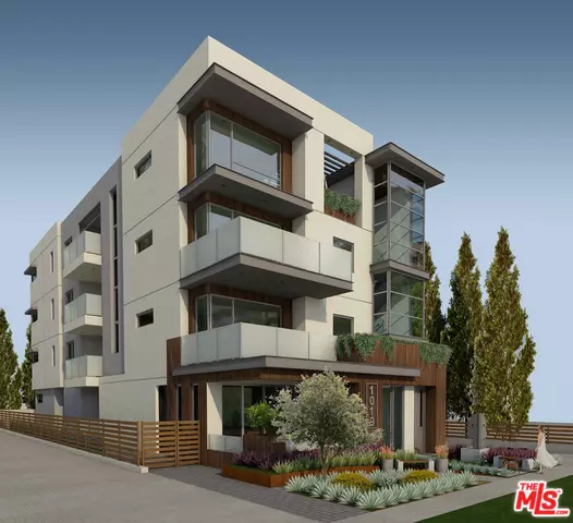 West Hollywood, CA 90046,1019 N Orange Grove AVE