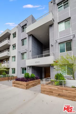 Studio City, CA 91604,4240 Laurel Canyon BLVD #403