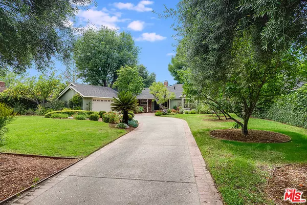 Sherwood Forest, CA 91325,8963 OAK PARK AVE