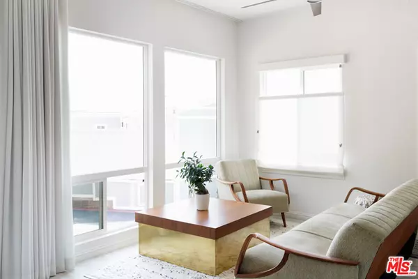 Pacific Palisades, CA 90272,17015 PACIFIC COAST HWY #23