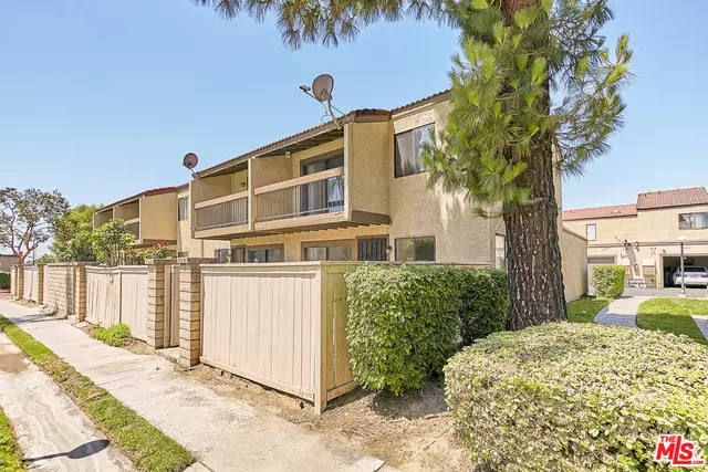 9256 CITRUS AVE #D, Fontana, CA 92335