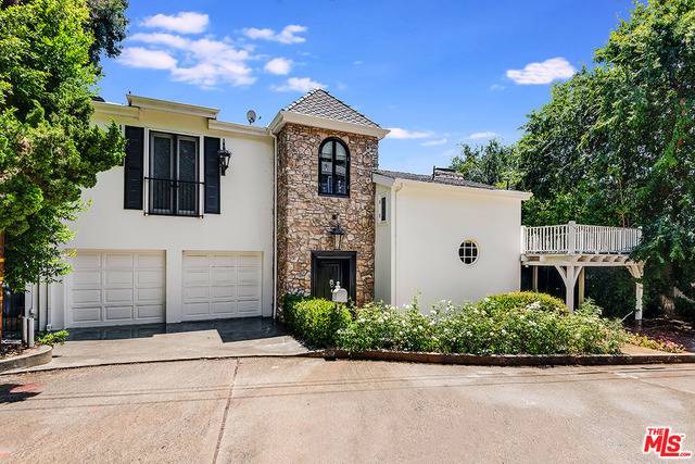Beverly Hills, CA 90210,1740 LA FONTAINE CT