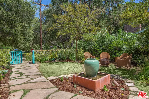 Topanga, CA 90290,1446 BONNELL DR