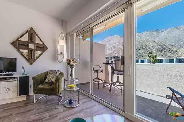 277 E ALEJO RD #P4, Palm Springs, CA 92262