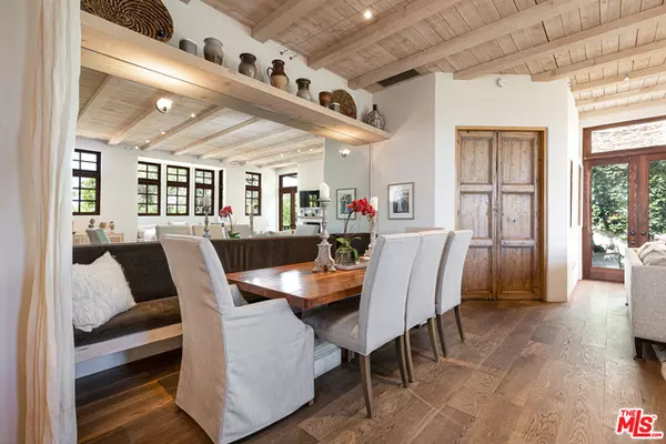 Santa Barbara, CA 93101,310 E CANON PERDIDO ST