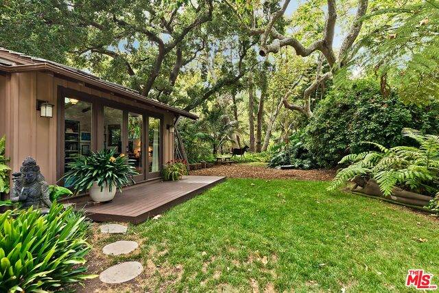 Pacific Palisades, CA 90272,14380 W SUNSET BLVD