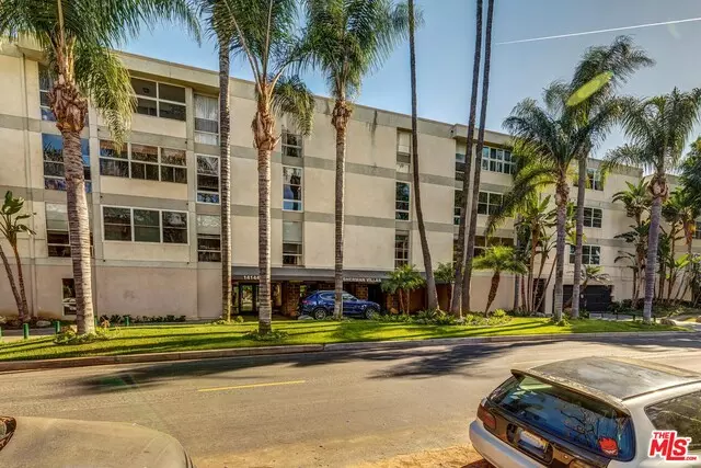14144 DICKENS ST #214, Sherman Oaks, CA 91423