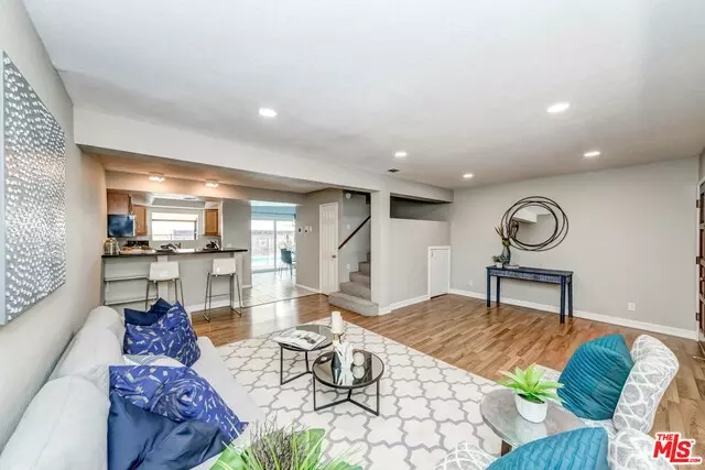 13142 RIVERSIDE DR #2, Sherman Oaks, CA 91423