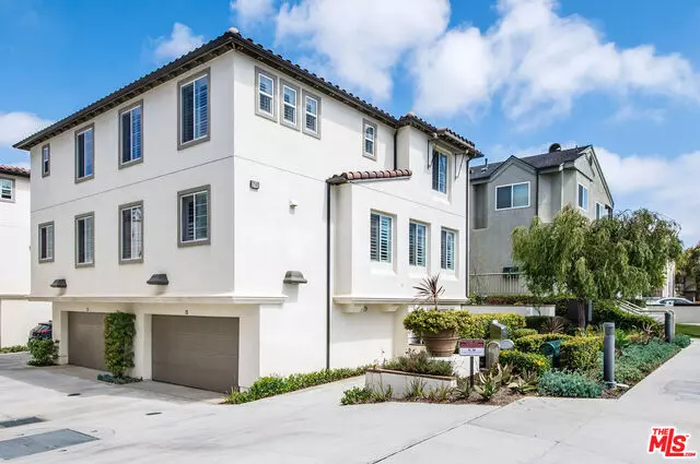 1700 E Mariposa Ave #4, El Segundo, CA 90245