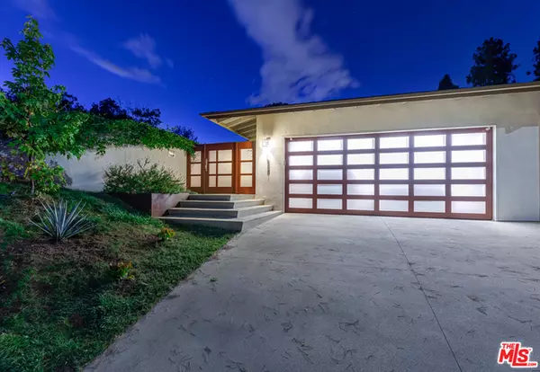 Encino, CA 91436,16231 Meadowridge Way