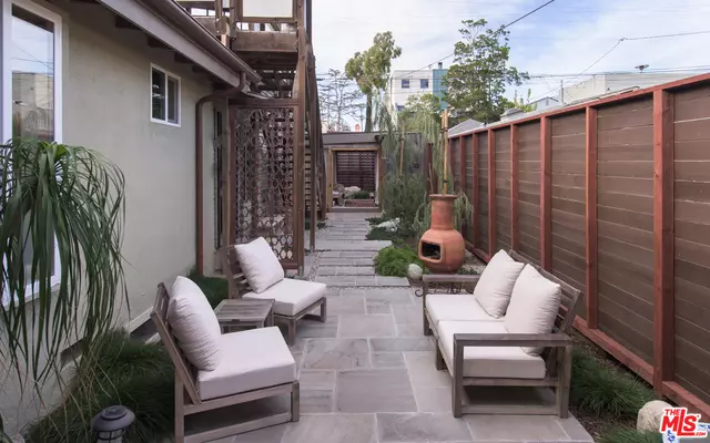 675 San Juan Ave, Venice, CA 90291