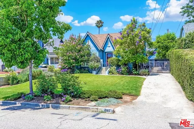 281 W Terrace St, Altadena, CA 91001