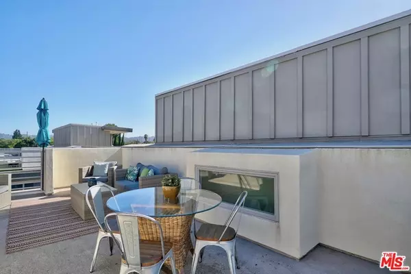 Valley Village, CA 91607,12007 Emery Ln