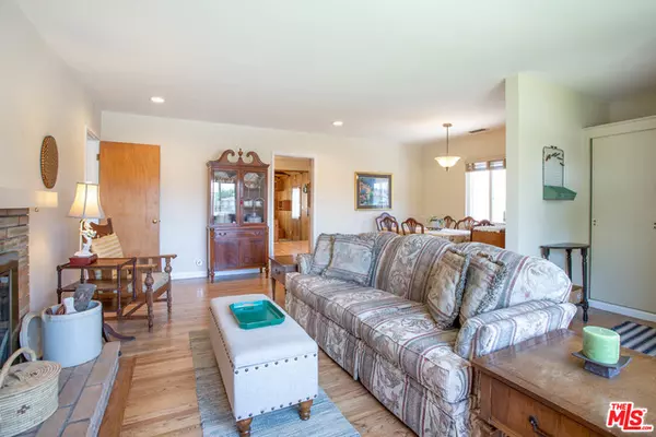 Sunland, CA 91040,11044 Quill Ave