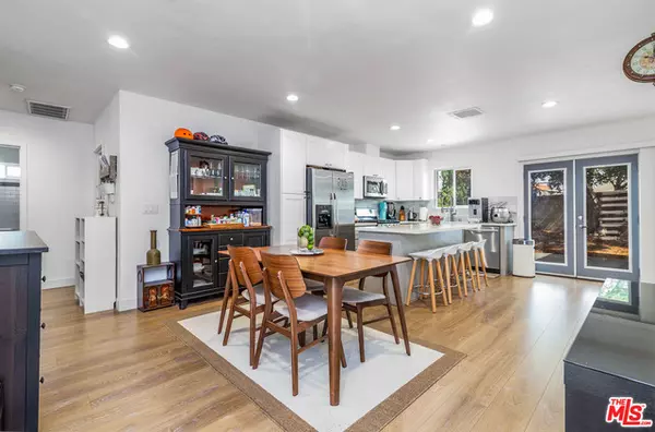 Compton, CA 90220,2201 W Reeve St