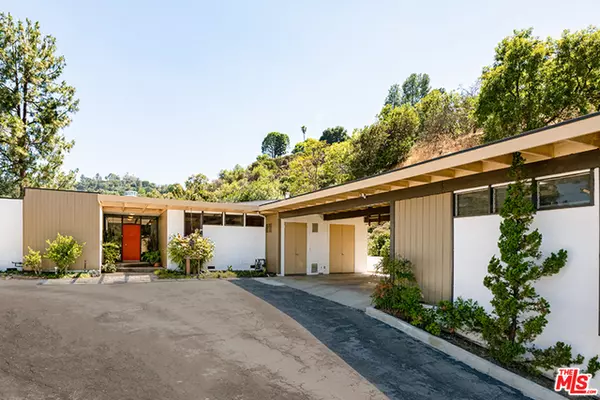 Sherman Oaks, CA 91403,15054 Sunstone Pl