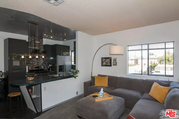 Thousand Oaks, CA 91362,134 Maegan Pl #5