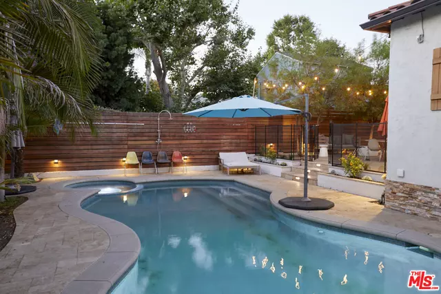 4205 Bellingham Ave, Studio City, CA 91604