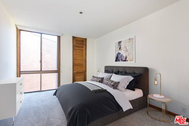 Beverly Hills, CA 90211,300 N Swall Dr #451