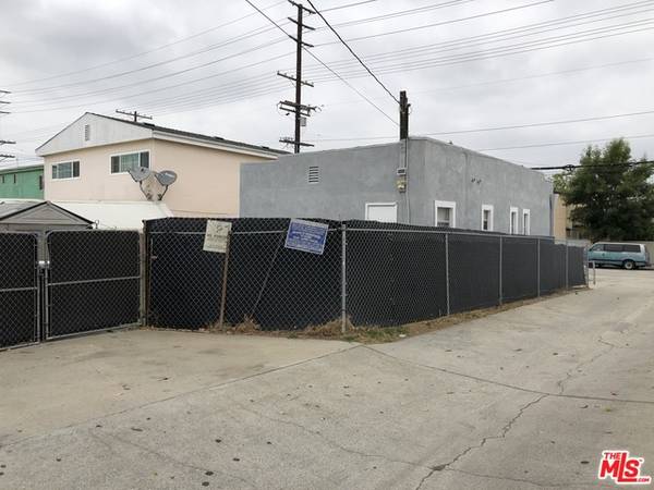 Wilmington, CA 90744,910 W F St