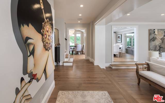 Beverly Hills, CA 90210,1960 Coldwater Canyon Dr