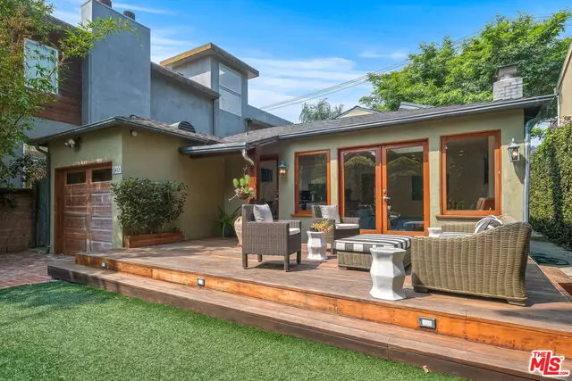 2421 Clement Ave, Venice, CA 90291