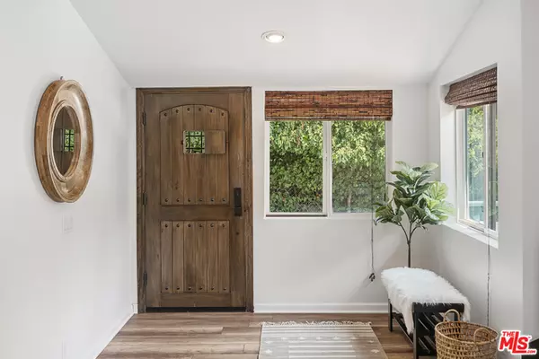 Topanga, CA 90290,449 Short TRL