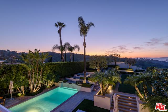 Beverly Hills, CA 90210,13977 AUBREY RD